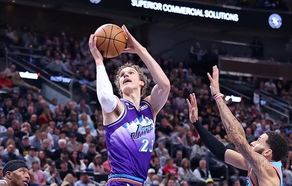 NBA爵士最近得分数据,一场场精彩对决,一次次震撼得分 NBA爵士最近得分数据,一场场精彩对决,一次次震撼得分